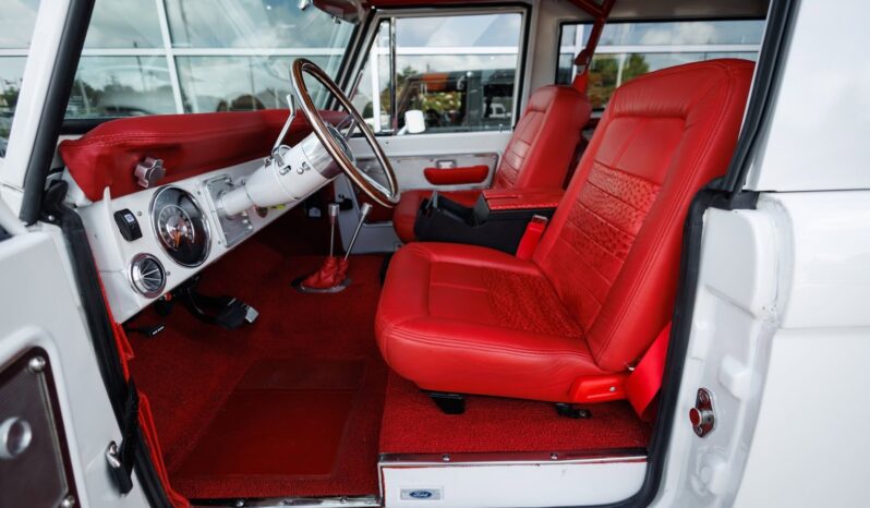 
								1970 Ford Bronco 5.0L Coyote Custom full									