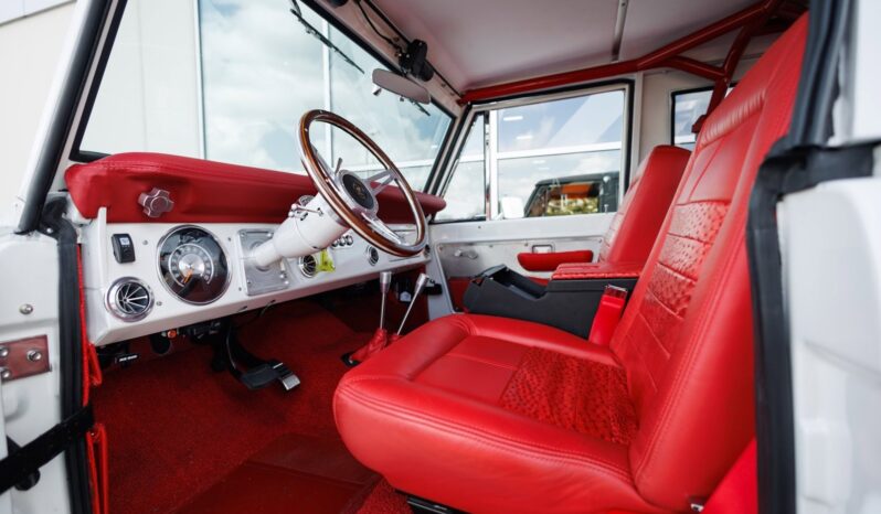 
								1970 Ford Bronco 5.0L Coyote Custom full									