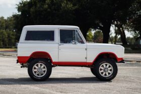 1970 Ford Bronco 5.0L Coyote Custom