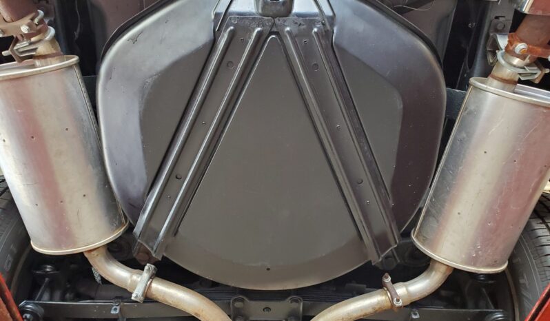 
								1973 Chevrolet Corvette Convertible 4-Speed full									