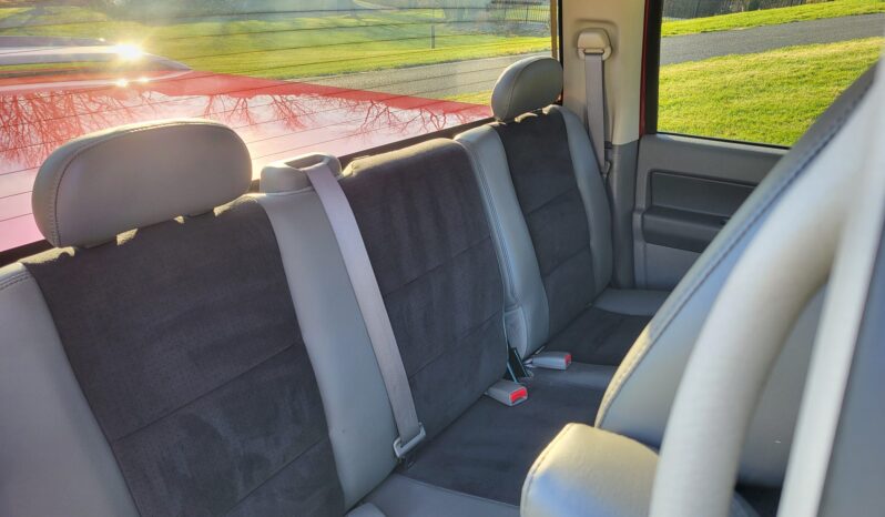 
								2006 Dodge Ram SRT-10 Quad Cab full									