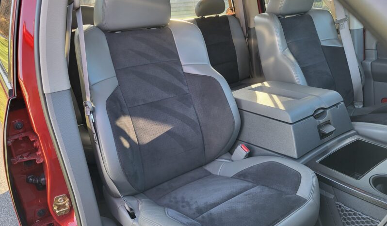 
								2006 Dodge Ram SRT-10 Quad Cab full									