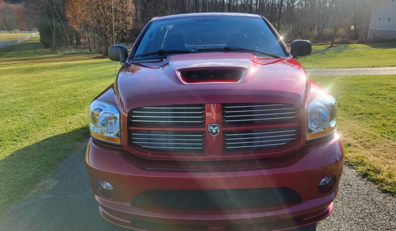 
								2006 Dodge Ram SRT-10 Quad Cab full									