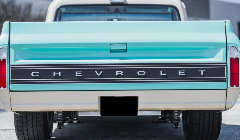 
								1970 Chevrolet C 10 Custom Restomod Automatic full									