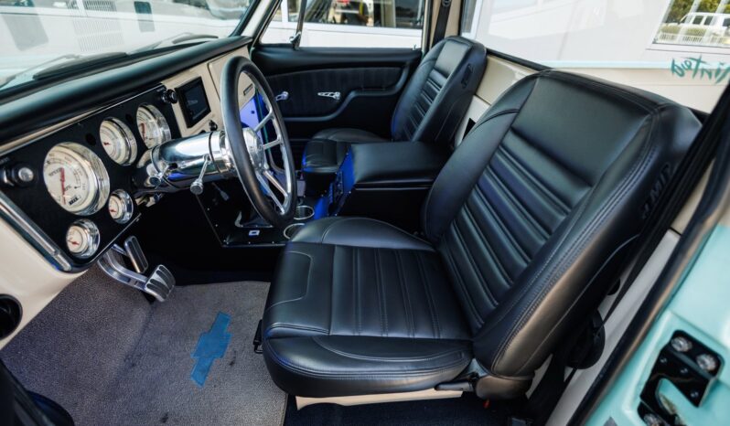 
								1970 Chevrolet C 10 Custom Restomod Automatic full									