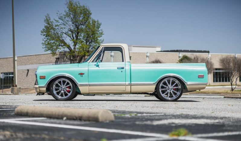 
								1970 Chevrolet C 10 Custom Restomod Automatic full									
