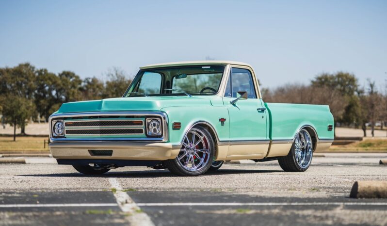 
								1970 Chevrolet C 10 Custom Restomod Automatic full									