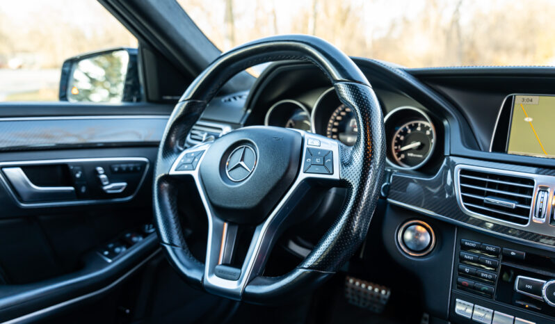 
								2014 Mercedes-Benz E63 AMG 4MATIC Wagon full									