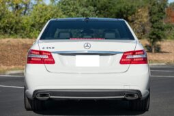 
										2010 Mercedes-Benz E350 Sedan full									