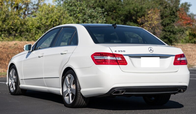 
								2010 Mercedes-Benz E350 Sedan full									