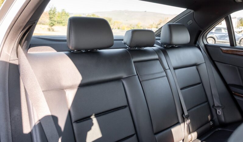 
								2010 Mercedes-Benz E350 Sedan full									