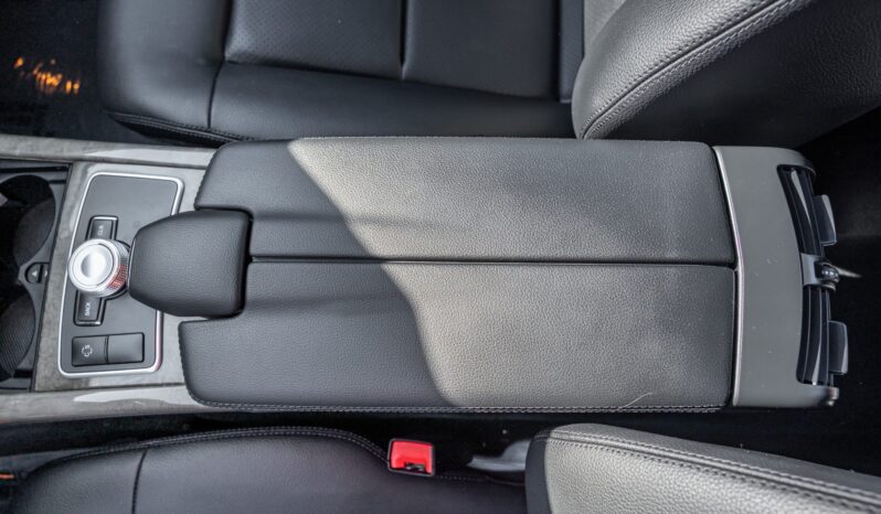 
								2010 Mercedes-Benz E350 Sedan full									