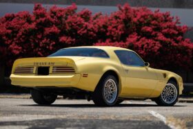 1977 Pontiac Firebird Trans Am LS Restomod
