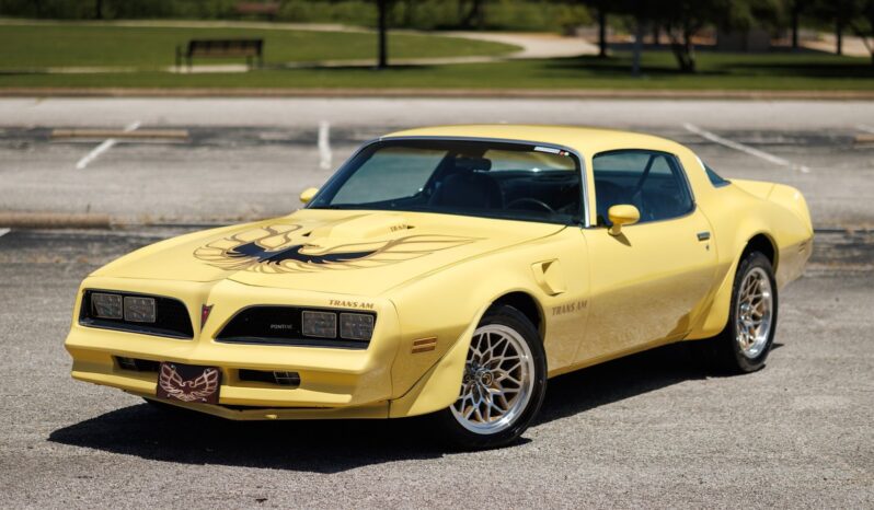 1977 Pontiac Firebird Trans Am LS Restomod 1