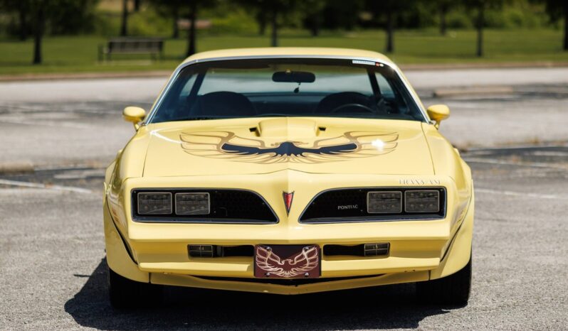 
								1977 Pontiac Firebird Trans Am LS Restomod full									
