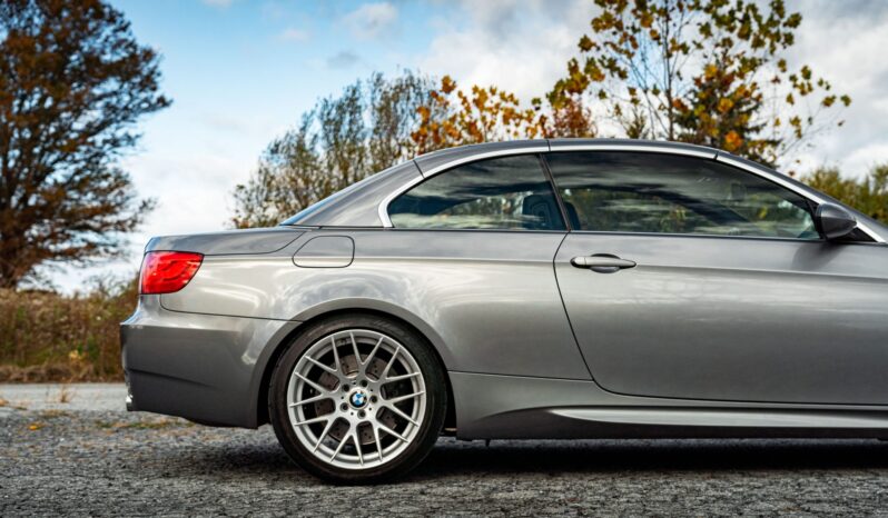 
								2011 BMW M3 Convertible full									