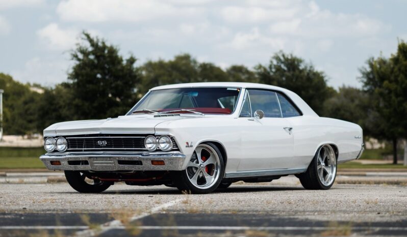 
								1966 Chevrolet Chevelle Fully Restored 454 Restomod full									