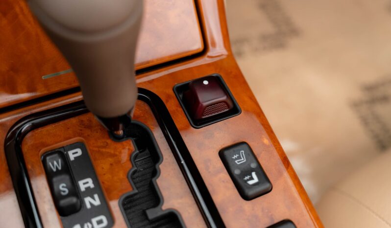 
								2002 Mercedes-Benz SL500 full									