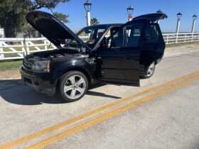 2013 Land Rover Range Rover Sport HSE Luxury