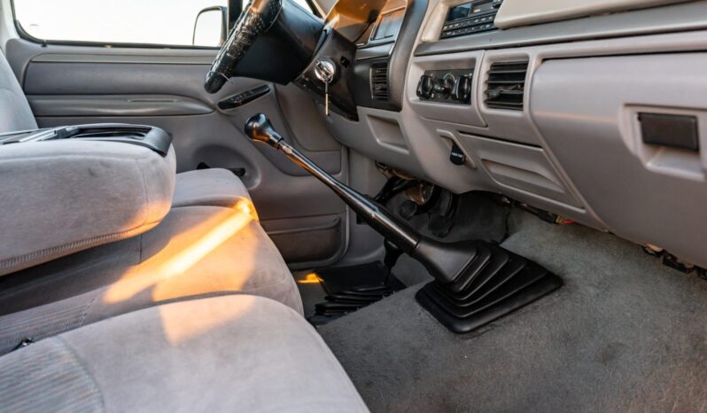 
								1994 Ford F-250 XLT 4×4 5-Speed full									