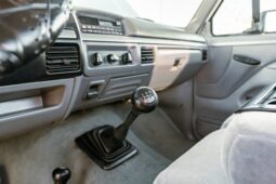 
										1994 Ford F-250 XLT 4×4 5-Speed full									