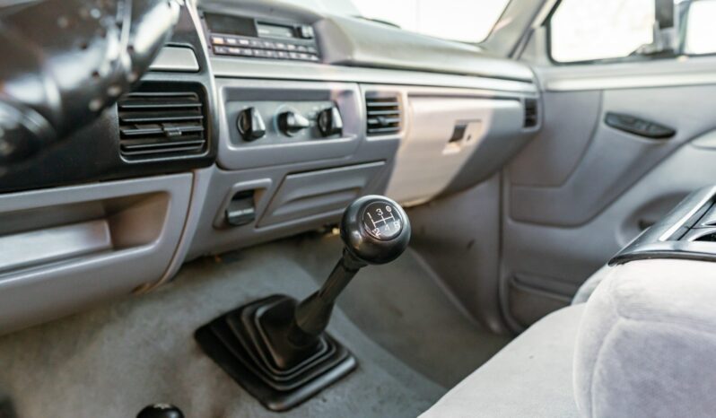 
								1994 Ford F-250 XLT 4×4 5-Speed full									