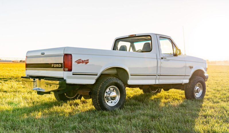 
								1994 Ford F-250 XLT 4×4 5-Speed full									