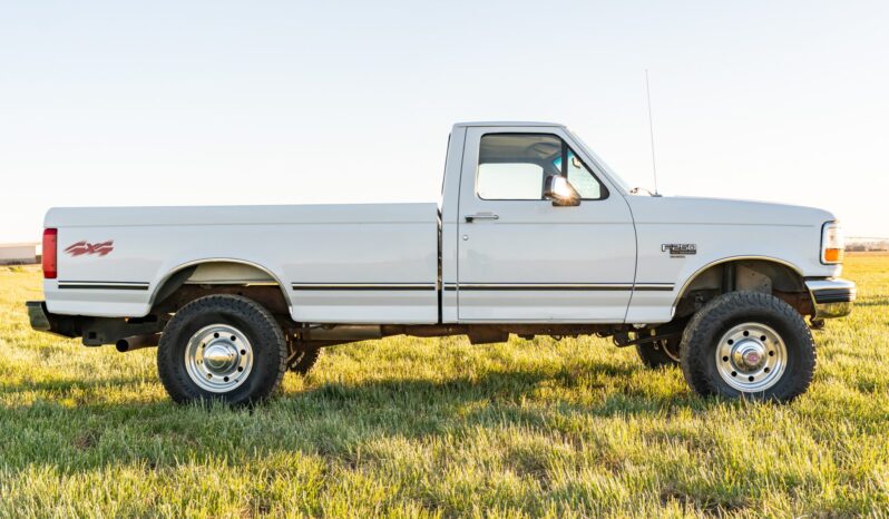 
								1994 Ford F-250 XLT 4×4 5-Speed full									