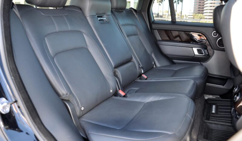 
								2021 Land Rover Range Rover HSE P400 full									