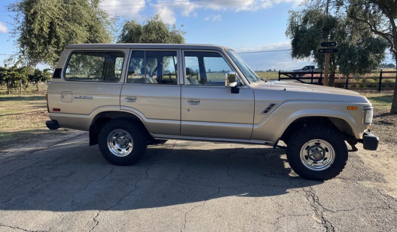 
								1989 Toyota Land Cruiser FJ62 full									