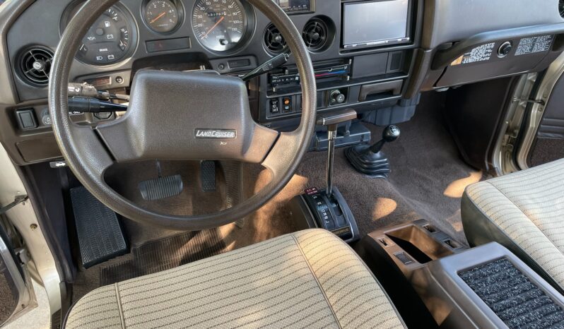 
								1989 Toyota Land Cruiser FJ62 full									