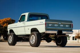 1967 Ford F-100 Custom 5.0 Coyote