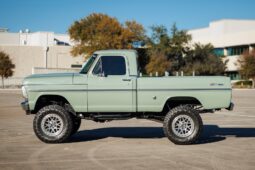 
										1967 Ford F-100 Custom 5.0 Coyote full									