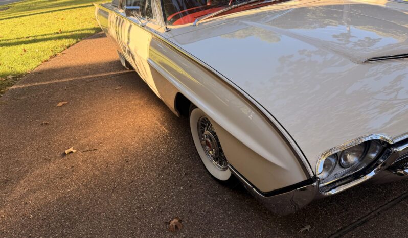 
								1963 Ford Thunderbird Coupe full									