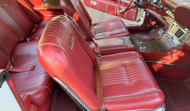 
								1963 Ford Thunderbird Coupe full									