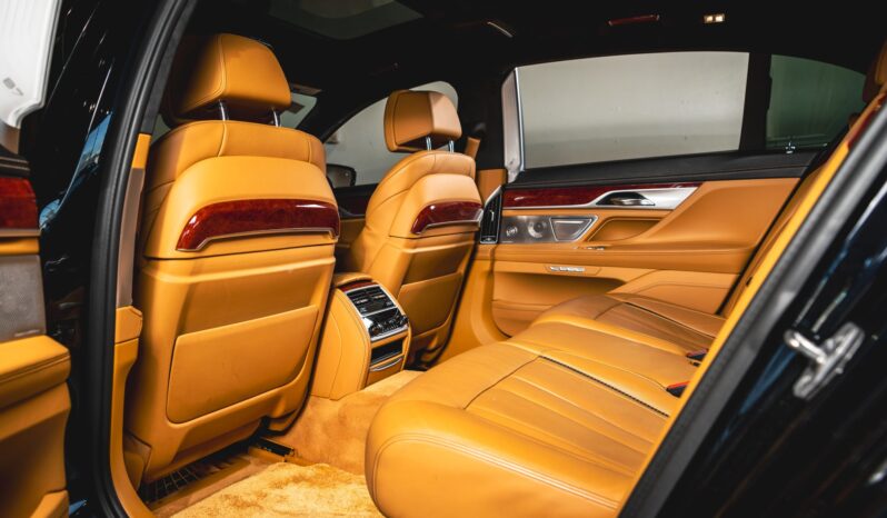 
								2018 BMW Alpina B7 xDrive full									