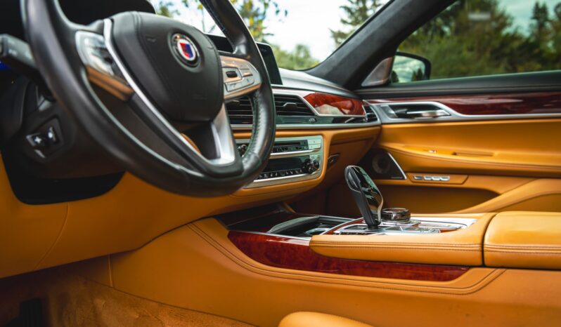 
								2018 BMW Alpina B7 xDrive full									