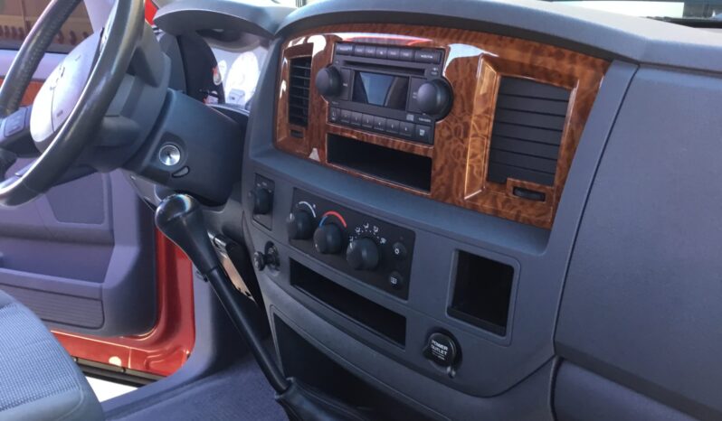 
								2006 Dodge Ram 3500 SLT Mega Cab 4×4 Cummins full									