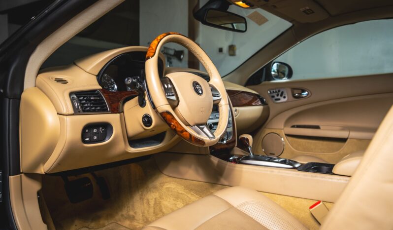 
								2007 Jaguar XK Coupe full									