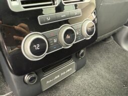 
										2017 Land Rover Range Rover Supercharged full									