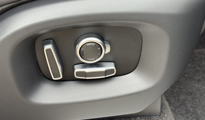 
								2017 Land Rover Range Rover Supercharged full									