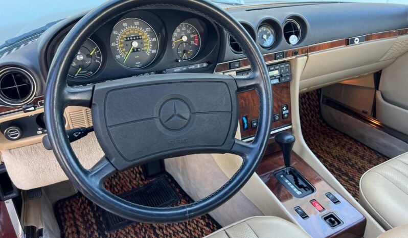 
								1986 Mercedes-Benz 560SL full									