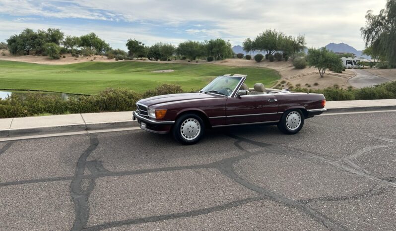 
								1986 Mercedes-Benz 560SL full									