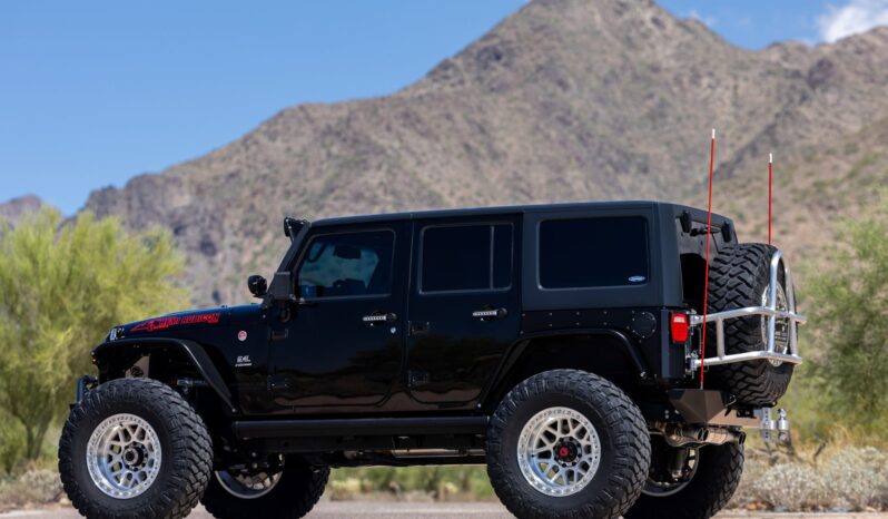 
								2017 Jeep Wrangler Unlimited Rubicon Hard Rock Edition full									