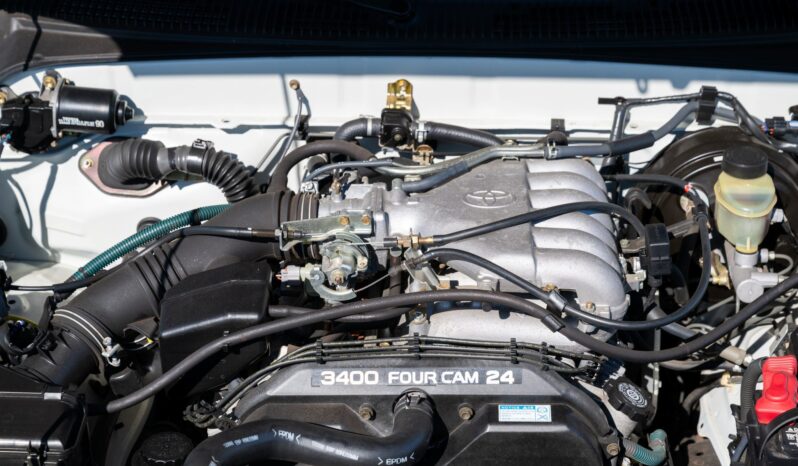 
								1999 Toyota Tacoma PreRunner XtraCab TRD full									