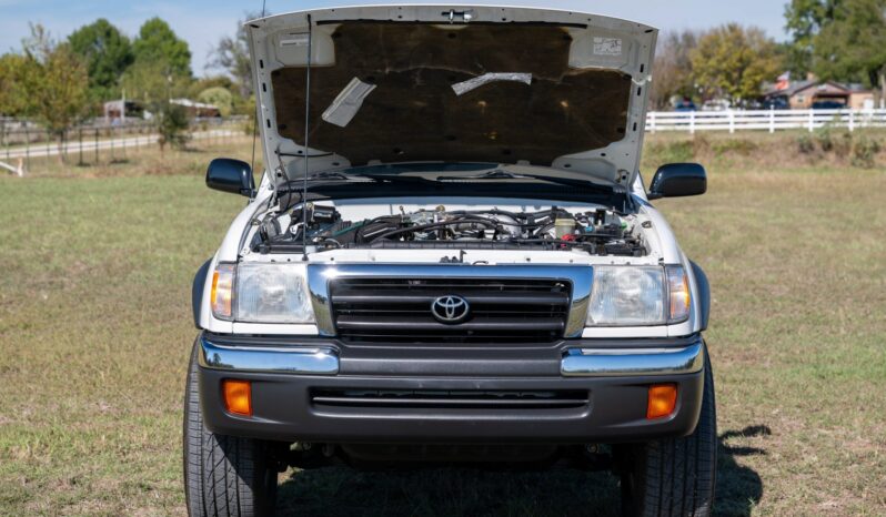 
								1999 Toyota Tacoma PreRunner XtraCab TRD full									