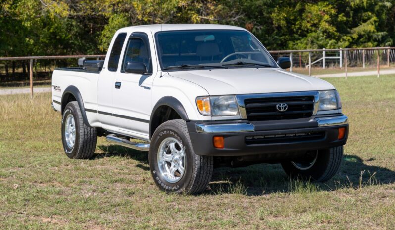 
								1999 Toyota Tacoma PreRunner XtraCab TRD full									
