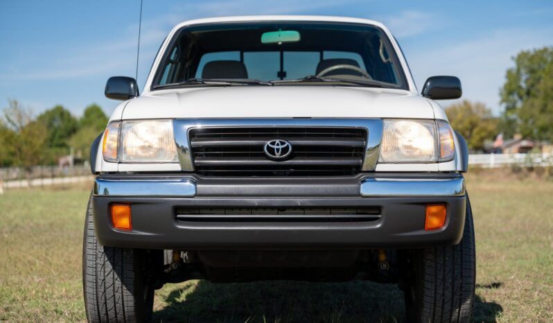 
								1999 Toyota Tacoma PreRunner XtraCab TRD full									