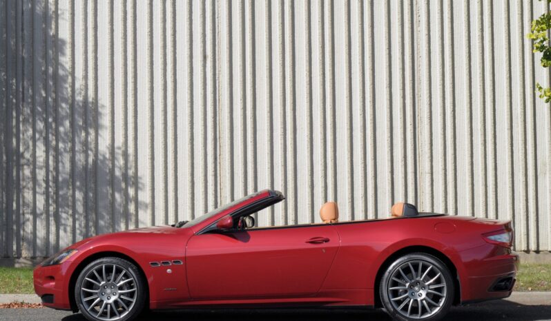 
								2016 Maserati GranTurismo Convertible full									