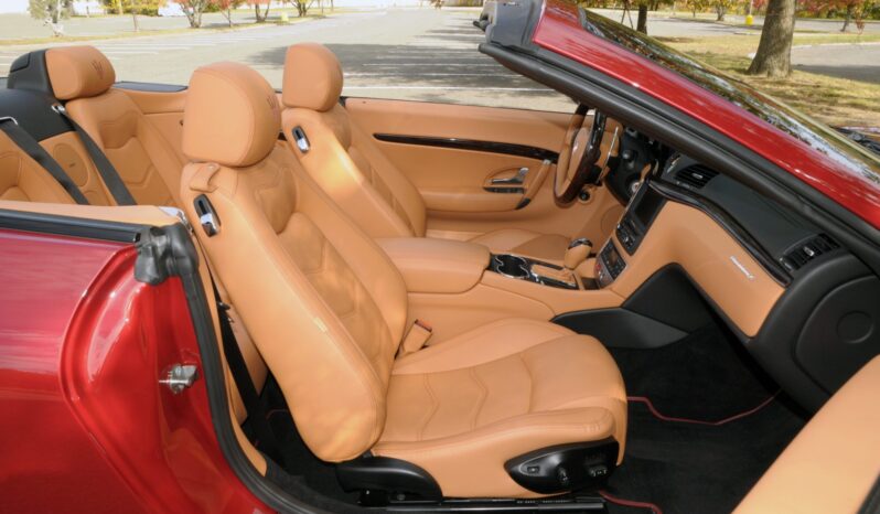 
								2016 Maserati GranTurismo Convertible full									